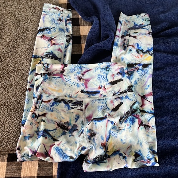 EUC Wunder Under leggings - Picture 2 of 6